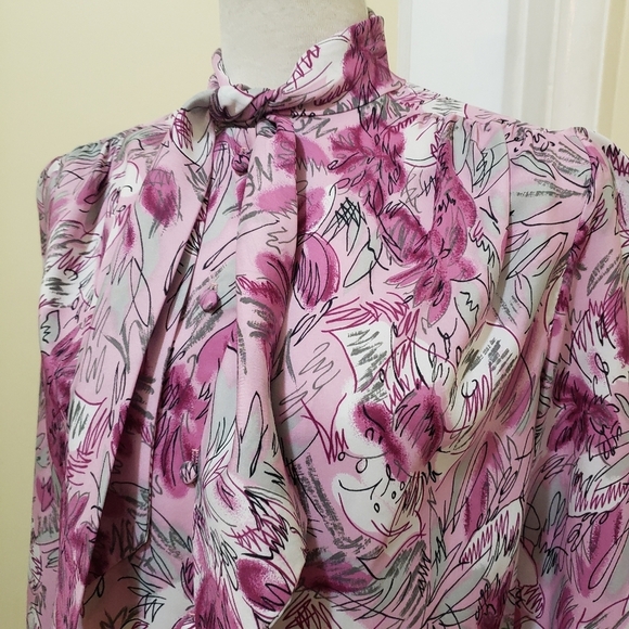 Vintage Tie Neck Blouse / Pink, Gray & White / Estimates Large - Picture 1 of 6